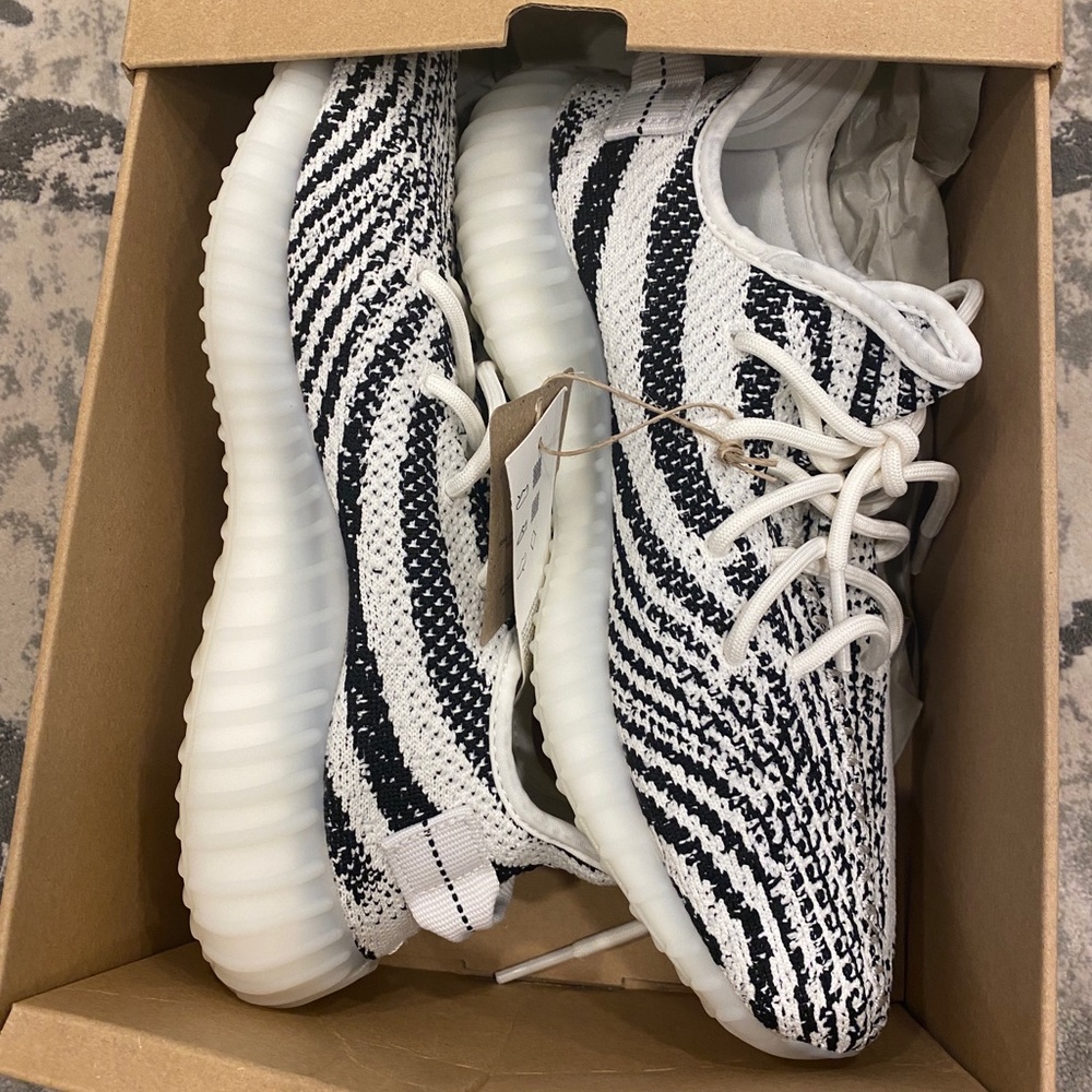Original Yeezys size US8 men